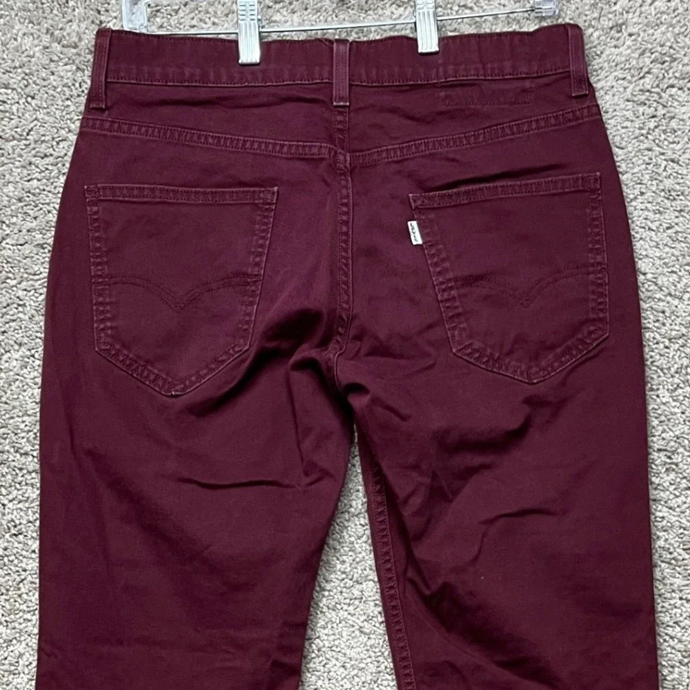 Levi's 511 Slim Fit Pants Men 30x32 Burgundy Maroon Stretch Chino Flat Front EUC